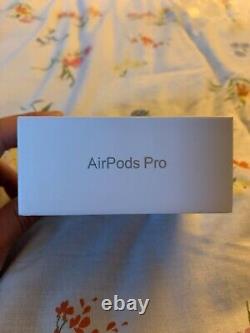 AirPods Pro (2nd Generation) With Wireless Charging Case White BRAND NEW