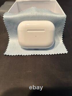 Apple AirPods Pro 2nd Generation Gen 2 2023 Magsafe USB-C Charging