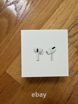 Apple AirPods Pro 2nd Generation with Wireless Charging Case USB MWP22AM/A