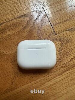 Apple AirPods Pro 2nd Generation with Wireless Charging Case USB MWP22AM/A