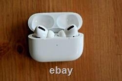 Apple AirPods Pro Wireless Headphones with Charging Case a2190 emc 3326