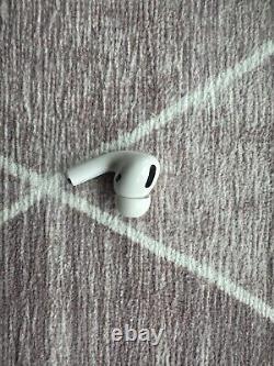 Apple AirPods Pro With Wireless Charging Case, Used