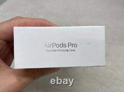 Apple AirPods Pro with MagSafe Wireless Charging Case