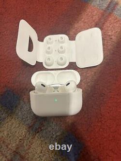 OEM Apple AirPods Pro 2nd Generation With MagSafe Charging Case (Lightning) 2022