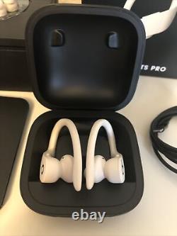 Powerbeats Pro Sweat and Water Resistant Earphones withCharging Case Ivory