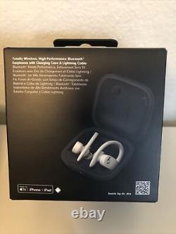 Powerbeats Pro Sweat and Water Resistant Earphones withCharging Case Ivory