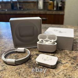 UNUSED Apple AirPods Pro 2nd Gen with MagSafe Wireless Charging Case White