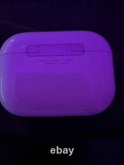 AirPods Pro 2ème génération d'Apple avec étui de chargement sans fil MagSafe blanc