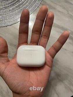 Apple AirPods Pro 2e génération avec boîtier de charge sans fil MagSafe blanc