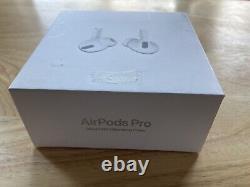 Apple AirPods Pro Avec étui de chargement sans fil MagSafe MLWK3AM/A Authentique OEM