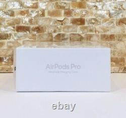 Apple AirPods Pro avec boîtier de charge sans fil Blanc