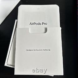 Deuxième génération des Apple AirPods Pro avec étui de chargement sans fil MagSafe (USB-C)