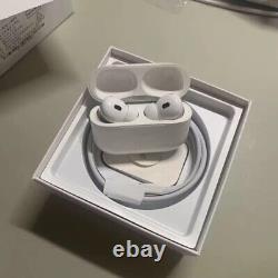 Écouteurs AirPods Pro 2ème Génération d'Apple avec boîtier de chargement sans fil MagSafe Blanc