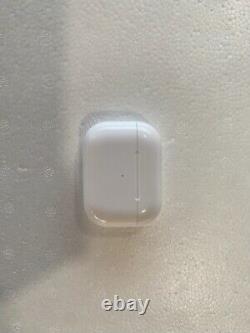 Écouteurs Apple AirPods Pro de 2ème génération avec boîtier de charge sans fil MagSafe blanc